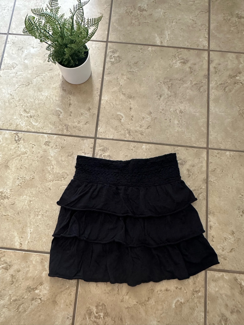 BLACK VOLCOM MINI SKIRT